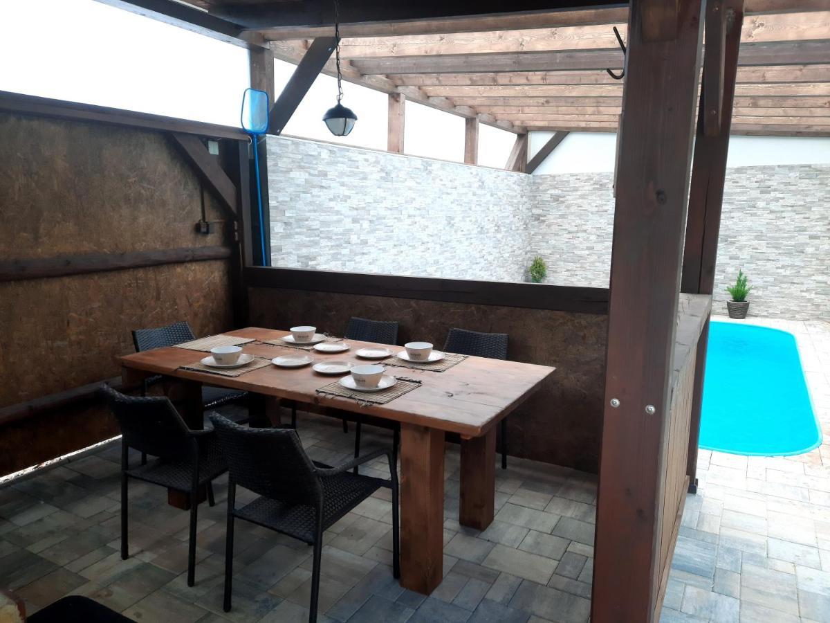 Rodinny Pension U Soudku Rudnik Exterior photo