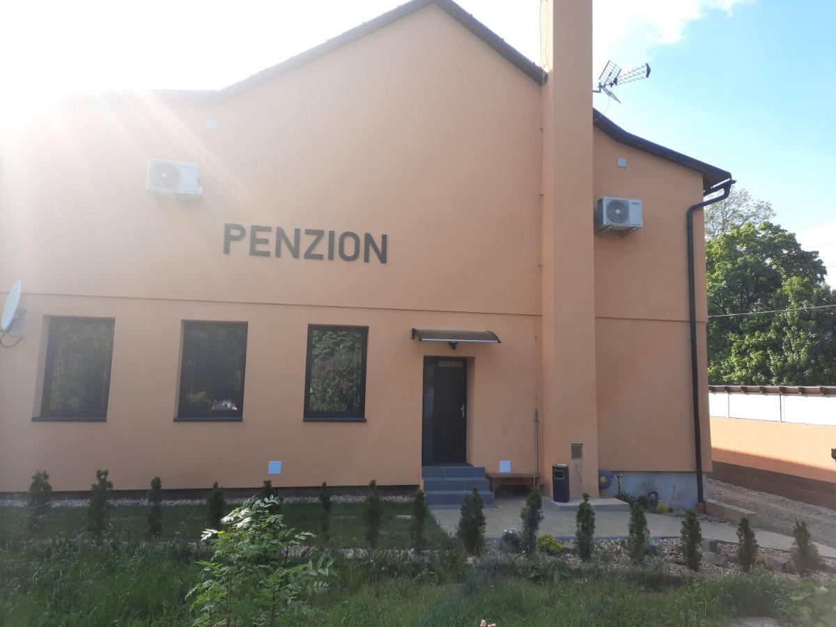 Rodinny Pension U Soudku Rudnik Exterior photo