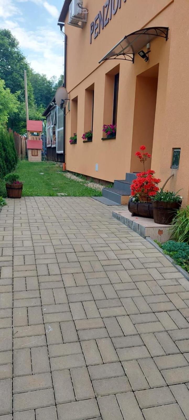 Rodinny Pension U Soudku Rudnik Exterior photo